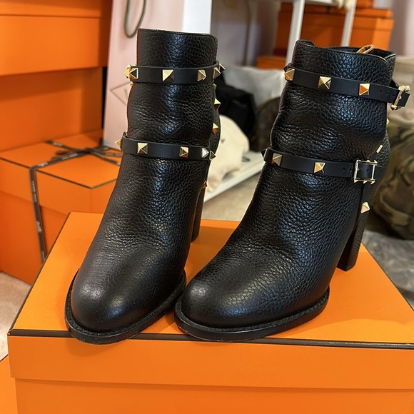 Valentino Rockstud Boots Sz 37 Black - Picture 2 of 10